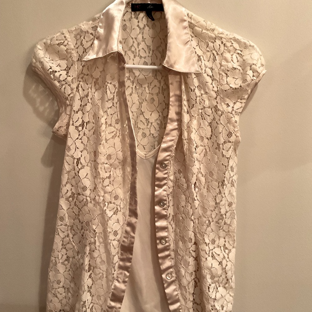 Heart Soul lace 2 piece top.